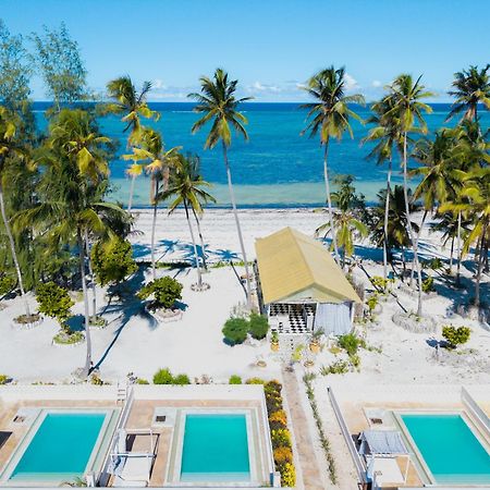 Pili Pili Orient Beach Resort Bwejuu Buitenkant foto